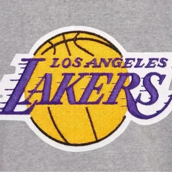 🆕 Men’s LA Lakers Embroidered Logo Reversible Hooded Fleece Full-Snap Jacket - Picture 4 of 6